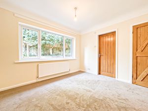 Photo 14- click for photo gallery